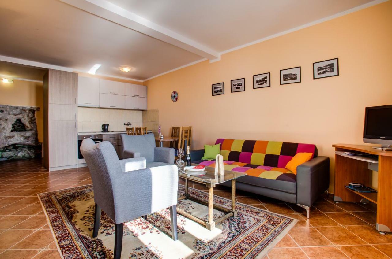 Ferienhaus Vistamar Lapcici *